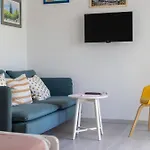 Miandmi Apartment