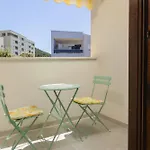 Miandmi Apartment