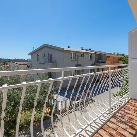 Miandmi Lägenhet Makarska