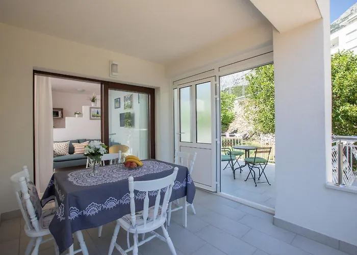 Miandmi * 마카르스카