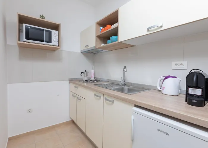 Miandmi * 마카르스카